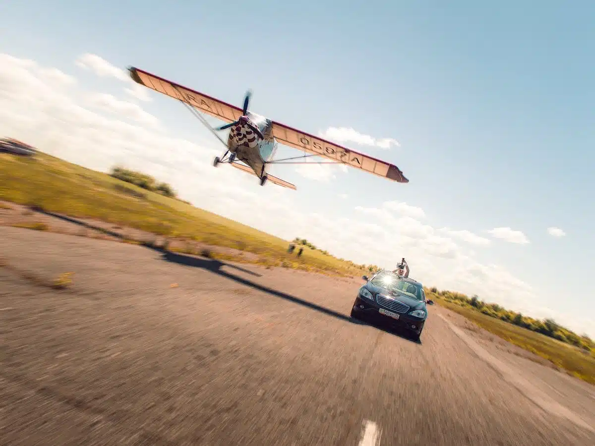 voiture  avion