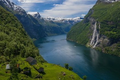 Croisière dans les fjords norvégiens : partir depuis Calais, c'est possible ?